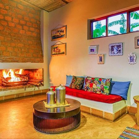 Chameleon Hill Forest Lodge Bwindi ภายนอก รูปภาพ