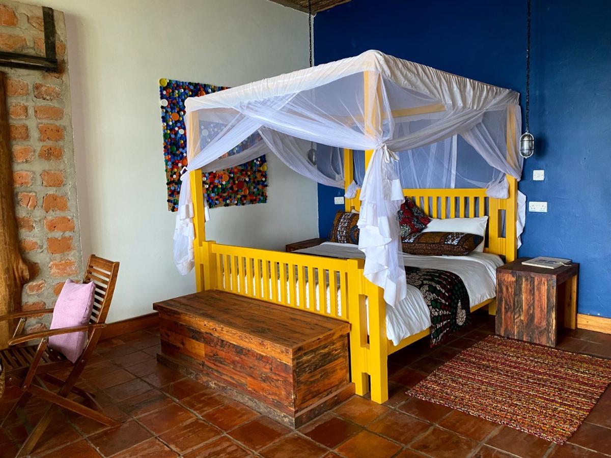 Chameleon Hill Forest Lodge Bwindi ภายนอก รูปภาพ